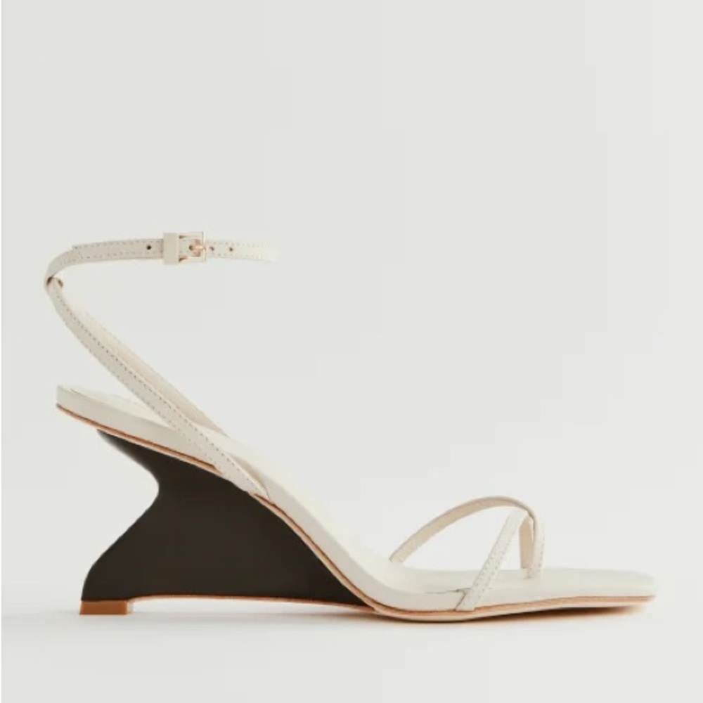 Reformation Emilia Wedge Sandal Ivory - Size 9